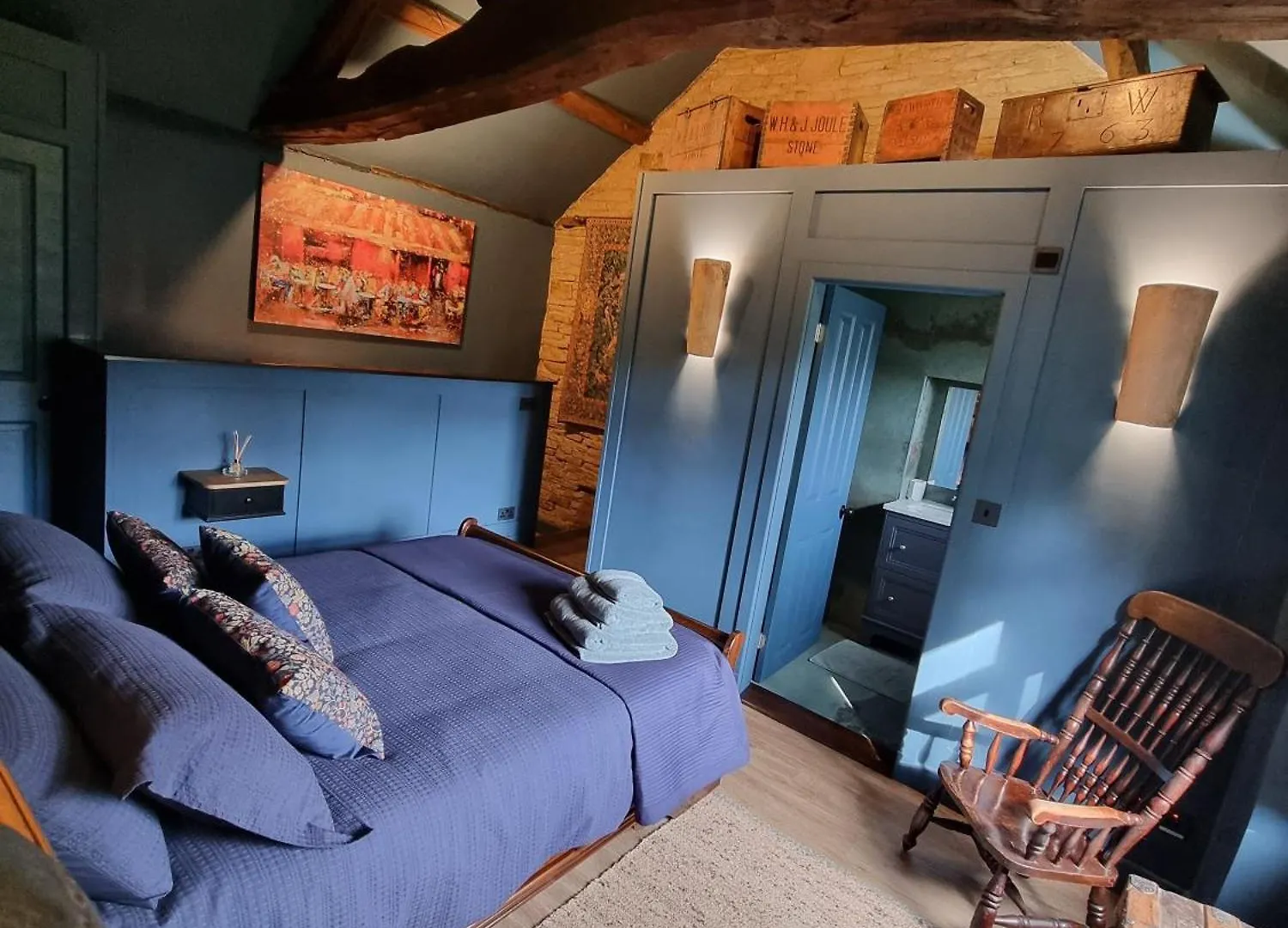 Rose Cottage Oulton Leeds 0*, Leeds (West Yorkshire)